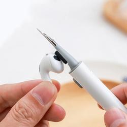 Earbud Cleaner